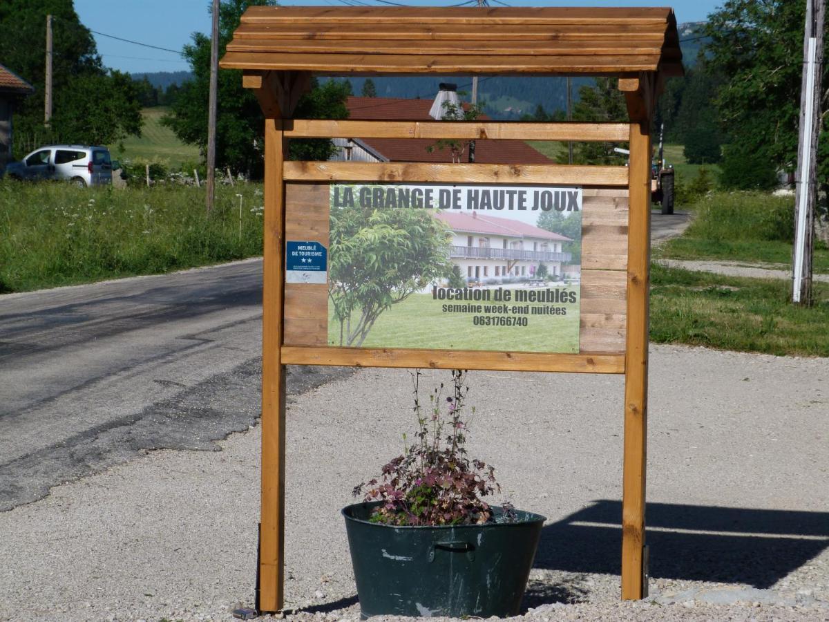La Grange De Haute-Joux Les Fourgs Exterior photo
